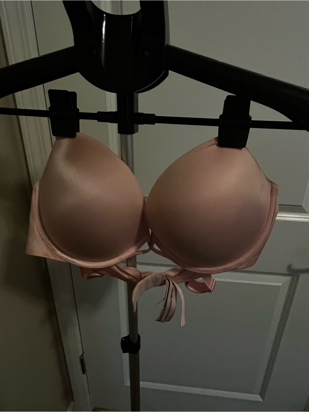 Victoria's Secret Light Pink Padded Push-Up Bra